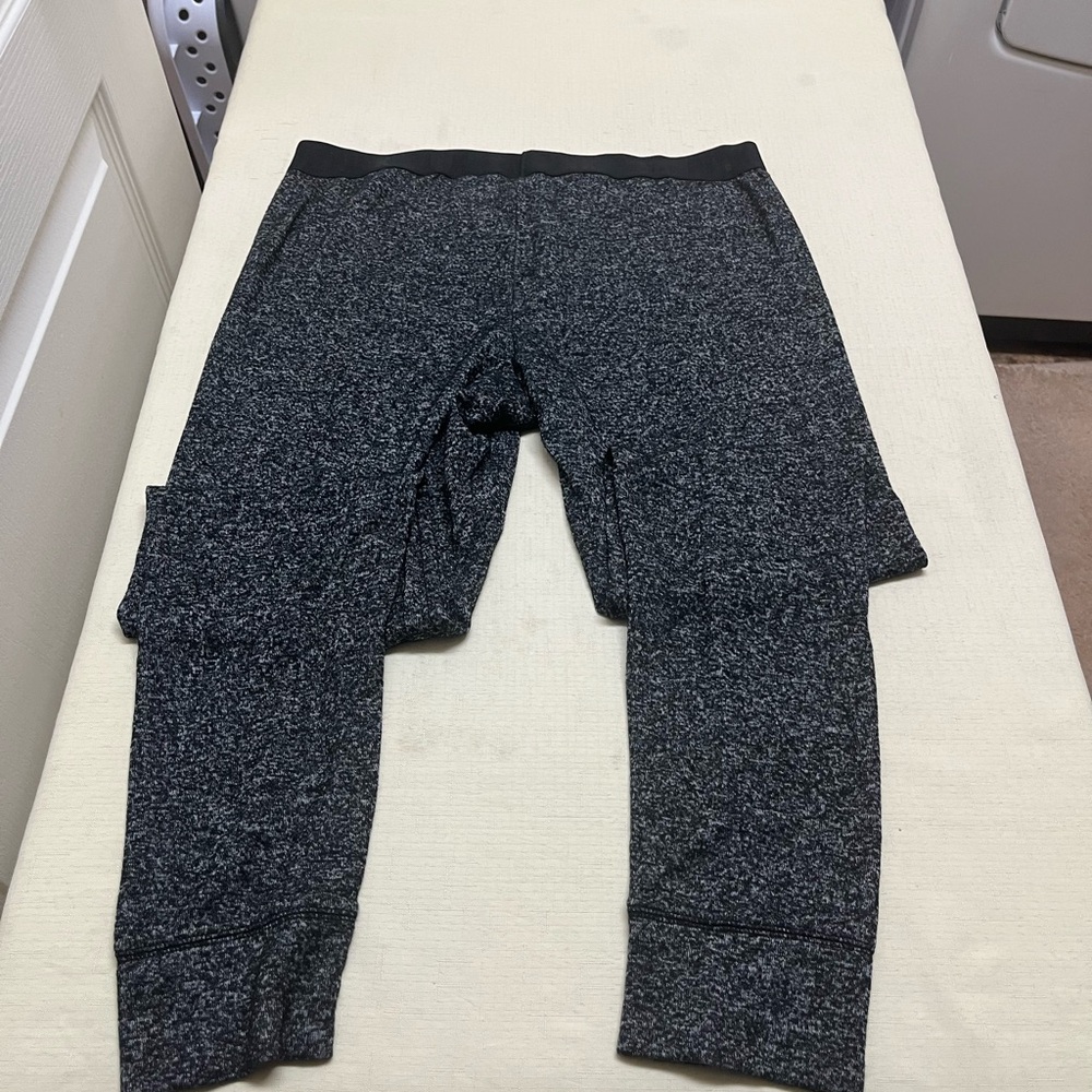 VS Pink L heathered black cozy PJ leggings - Picture 7 of 15